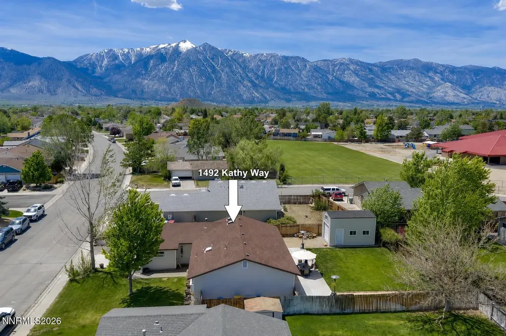 1492 Kathy Gardnerville NV 89460