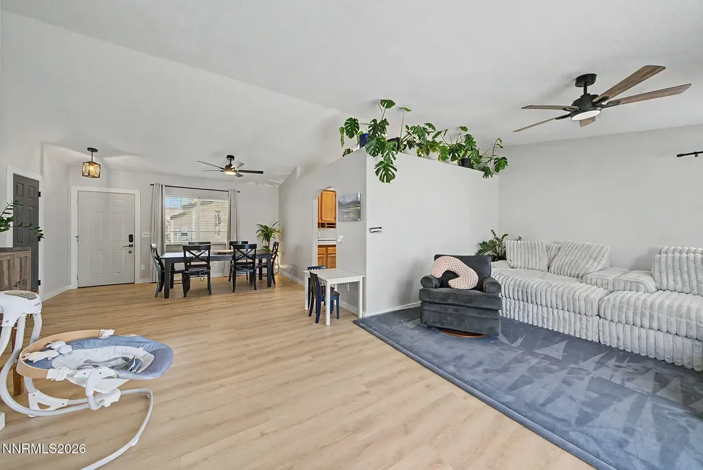 1492 Kathy Gardnerville NV 89460