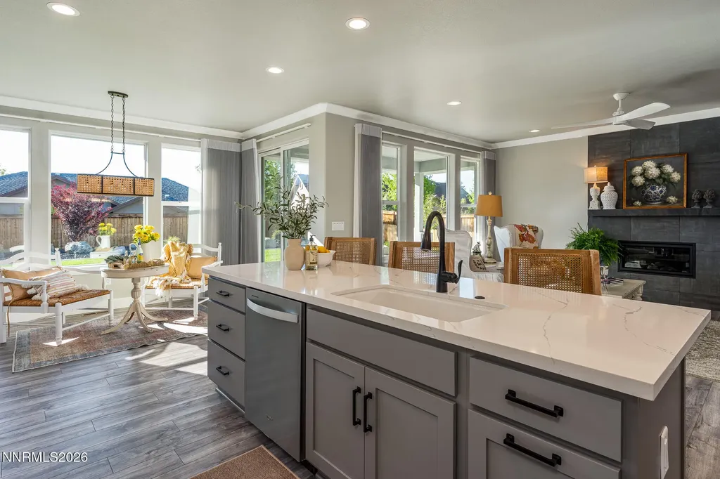 1016 Keystone Gardnerville NV 89460