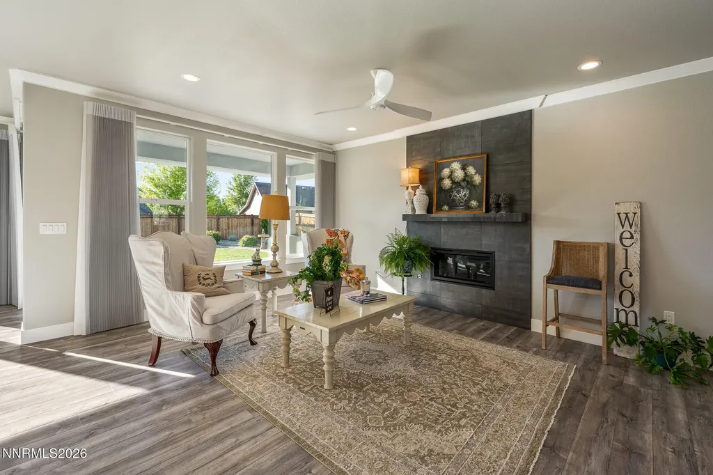 1016 Keystone Gardnerville NV 89460