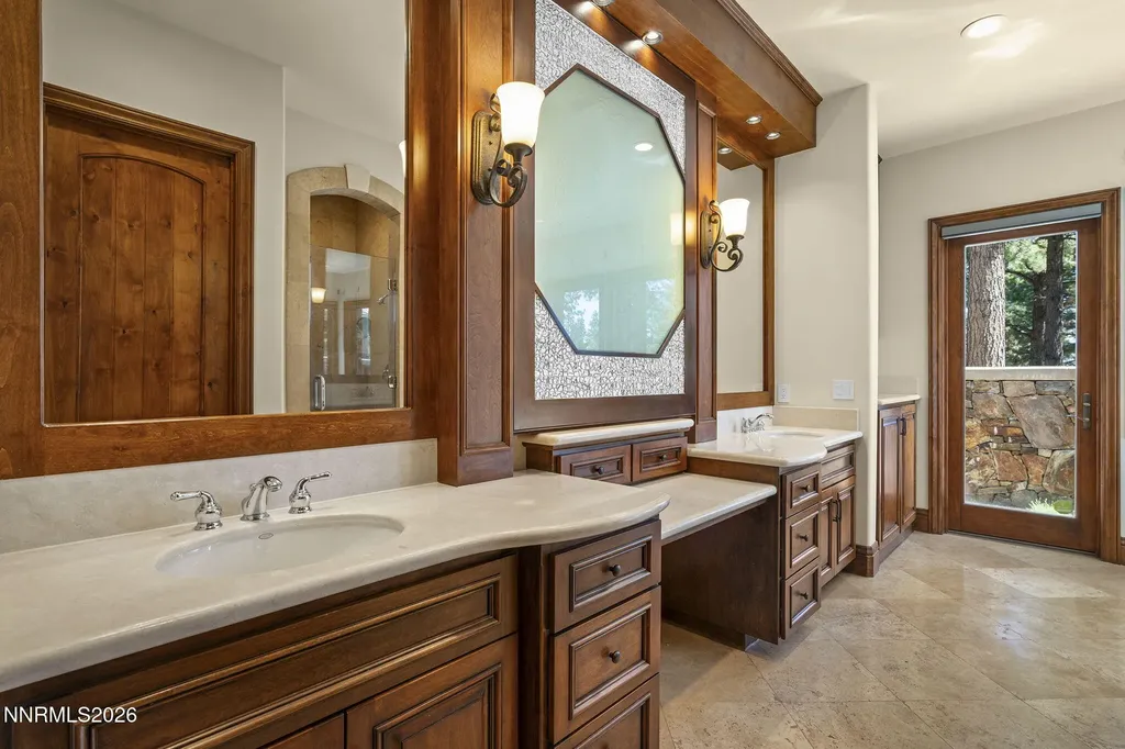 255 Timbercreek Reno NV 89511