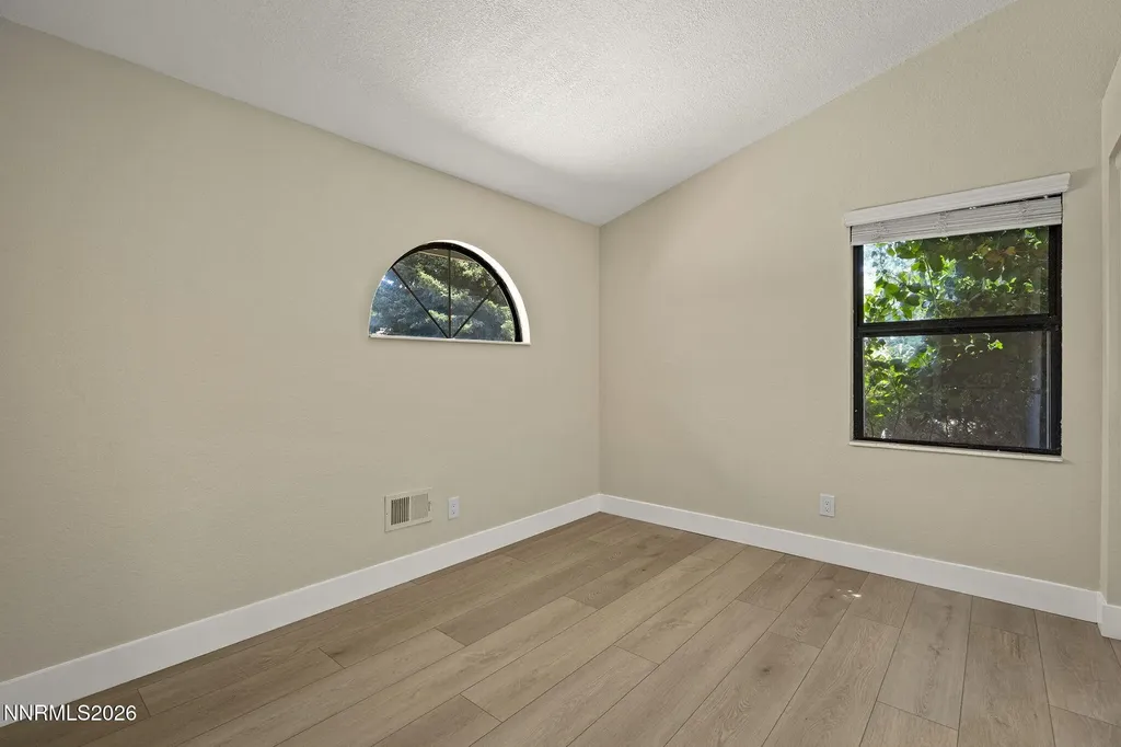 3320 Thornhill Reno NV 89509