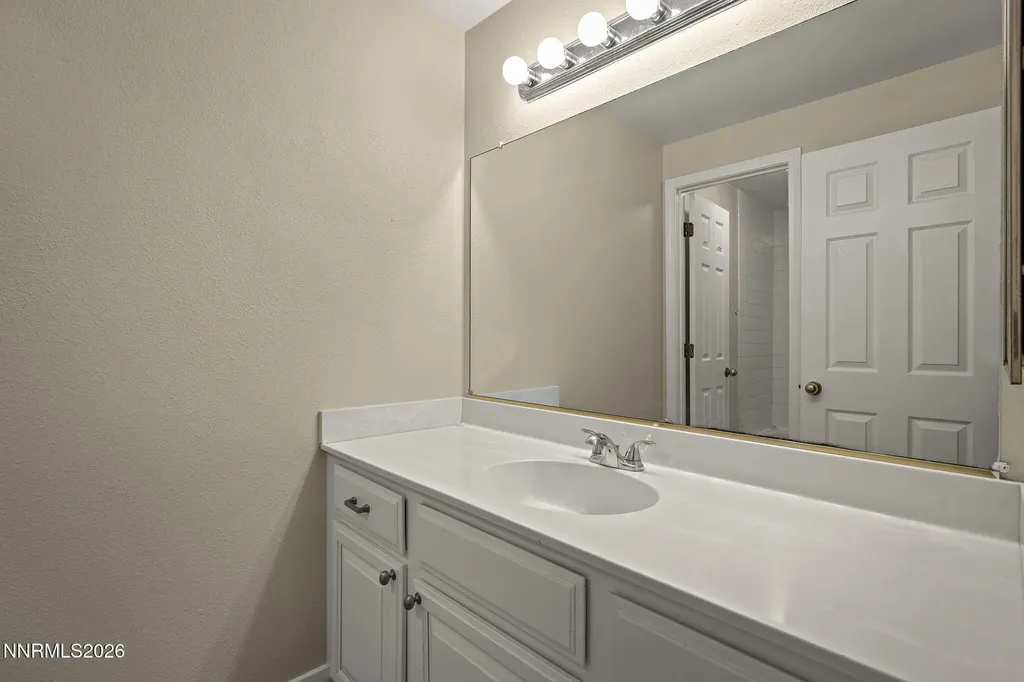 3320 Thornhill Reno NV 89509