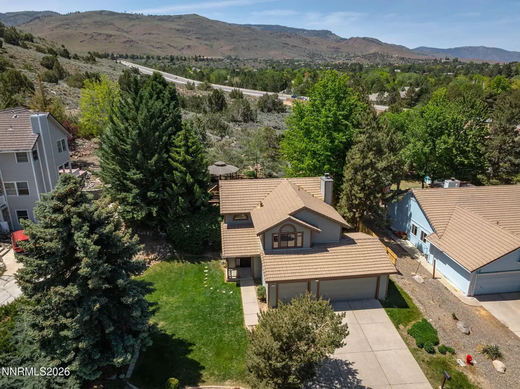 3320 Thornhill Reno NV 89509