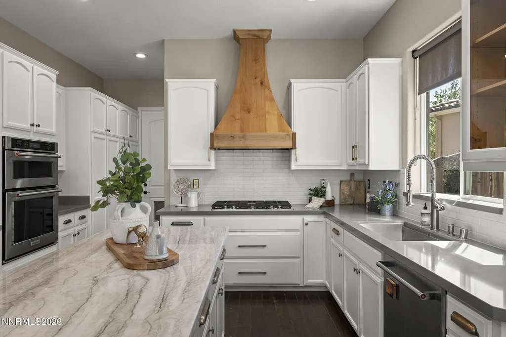 7651 Autumn Ridge Reno NV 89523