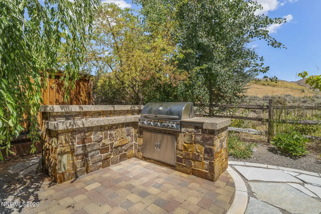 7651 Autumn Ridge Reno NV 89523