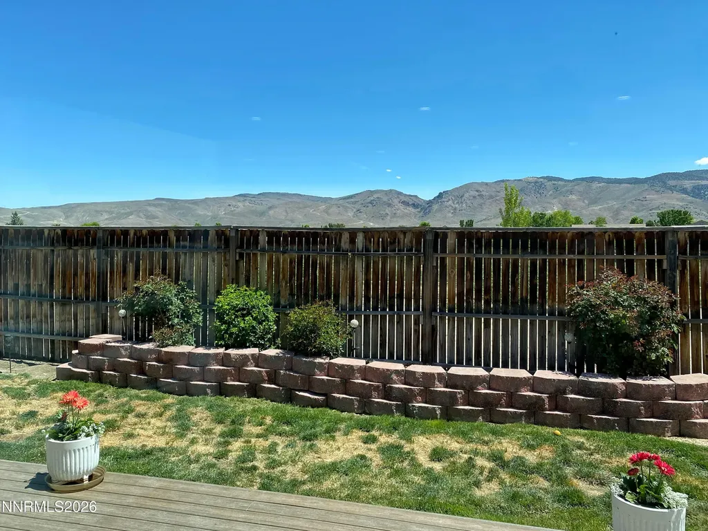 10518 Iron Point Reno NV 89521