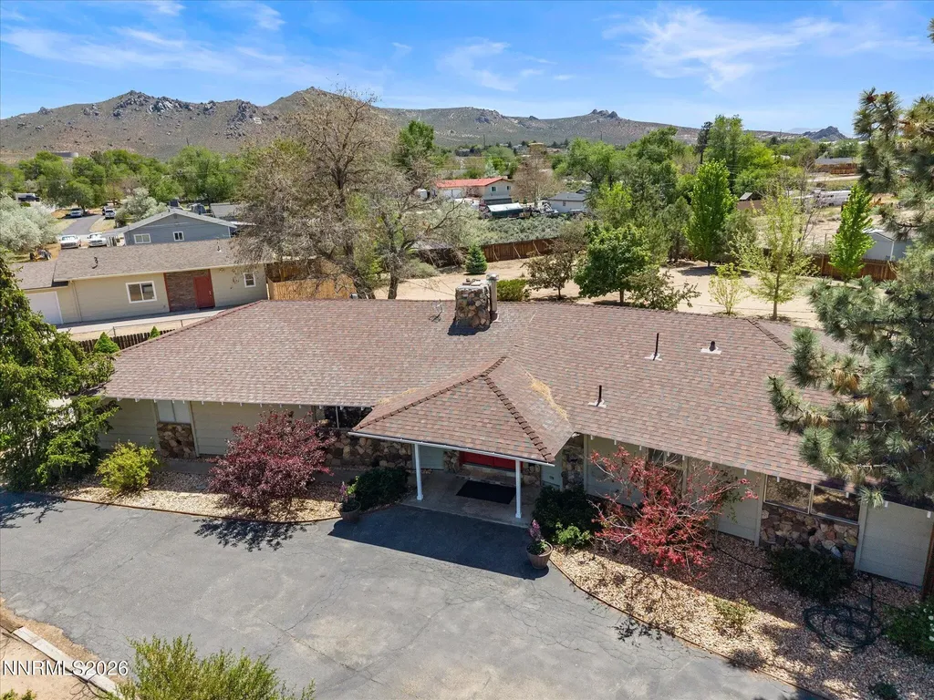 1529 Valley View Carson City NV 89701