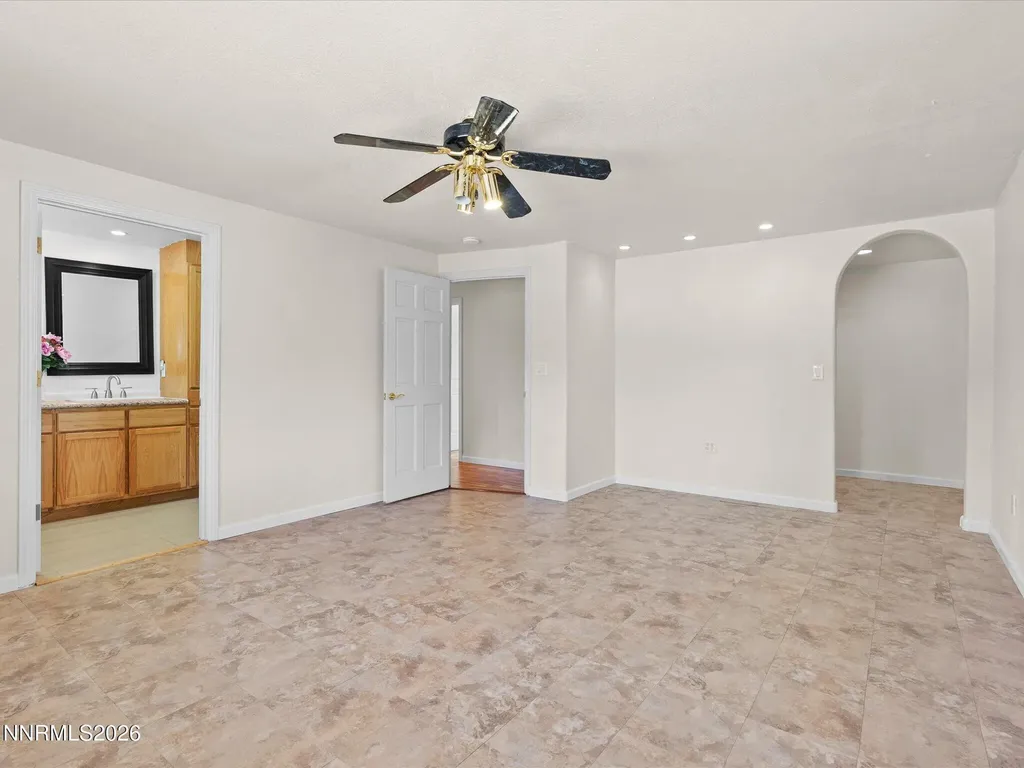 1529 Valley View Carson City NV 89701