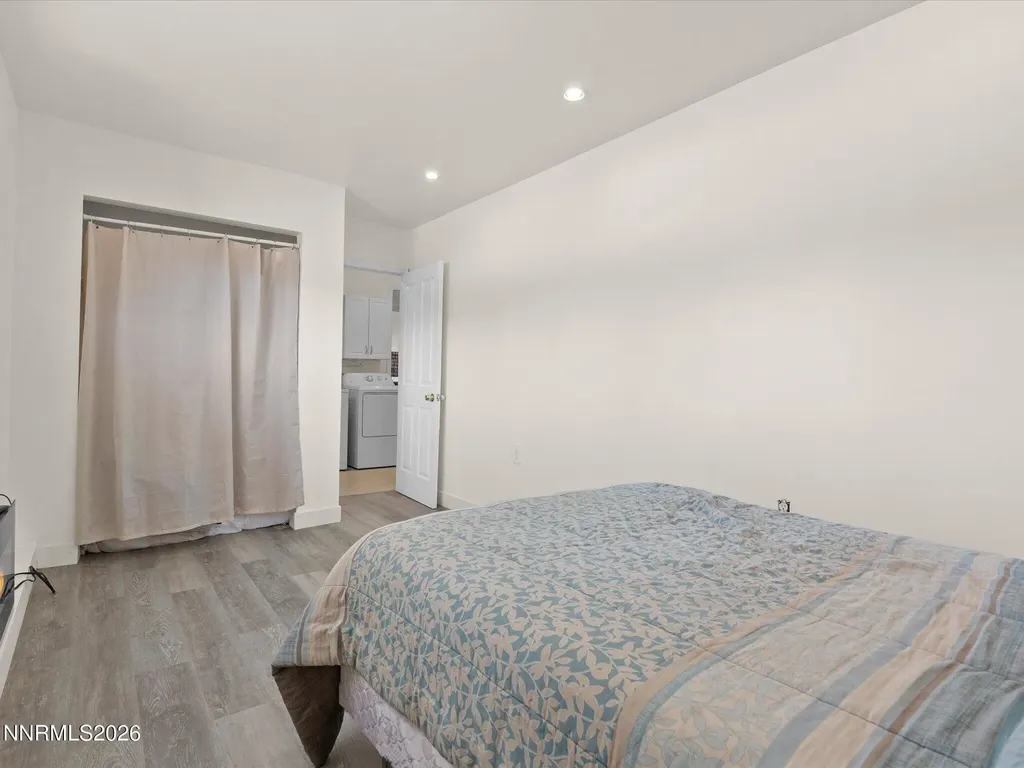1529 Valley View Carson City NV 89701