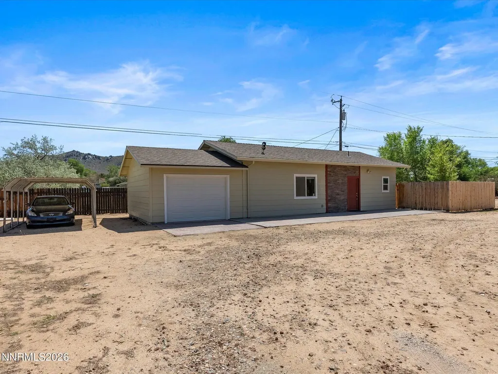 1529 Valley View Carson City NV 89701