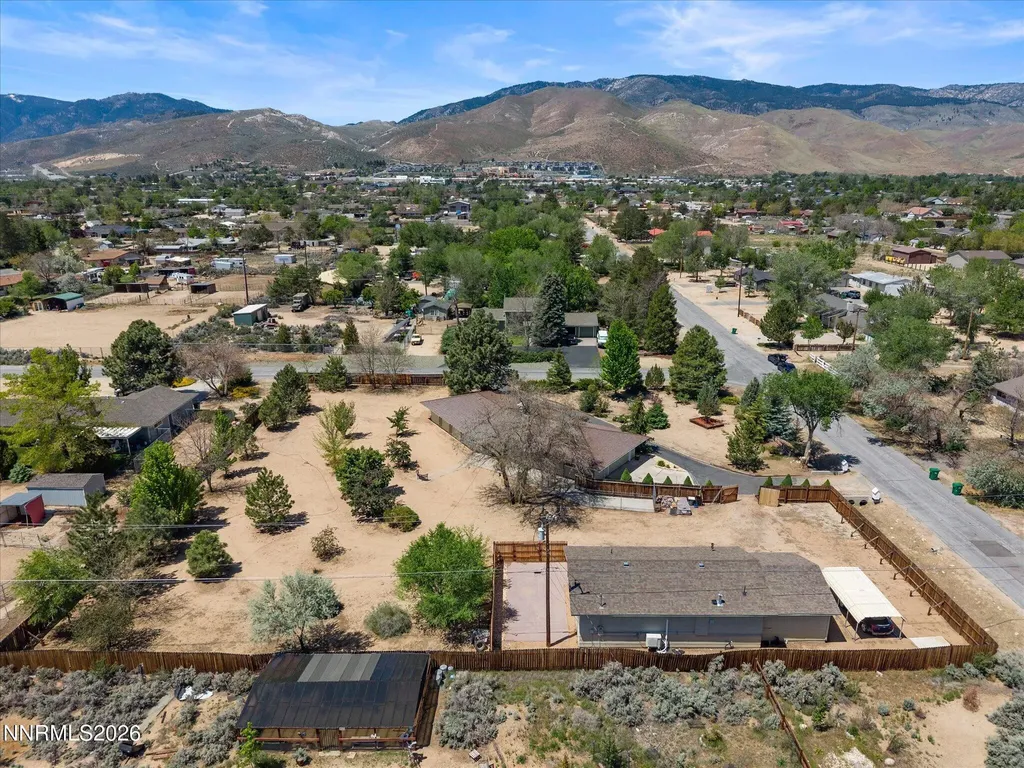 1529 Valley View Carson City NV 89701