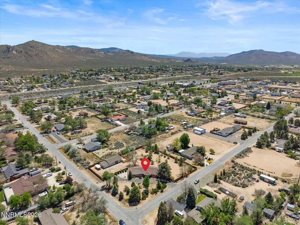 1529 Valley View Carson City NV 89701