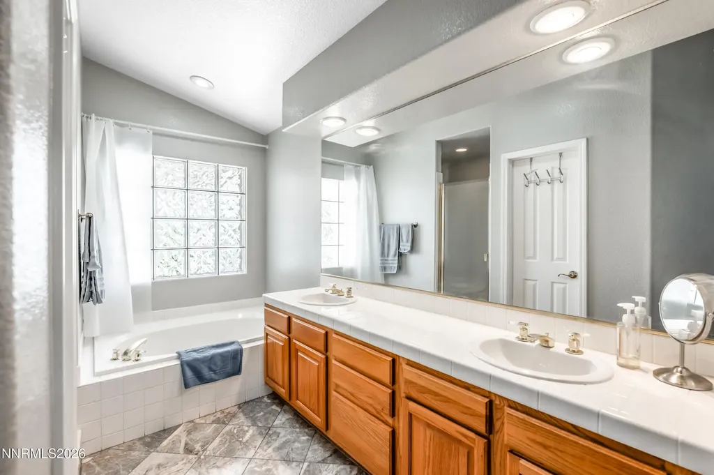 2540 Granite Springs Reno NV 89519
