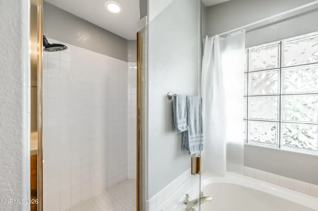 2540 Granite Springs Reno NV 89519