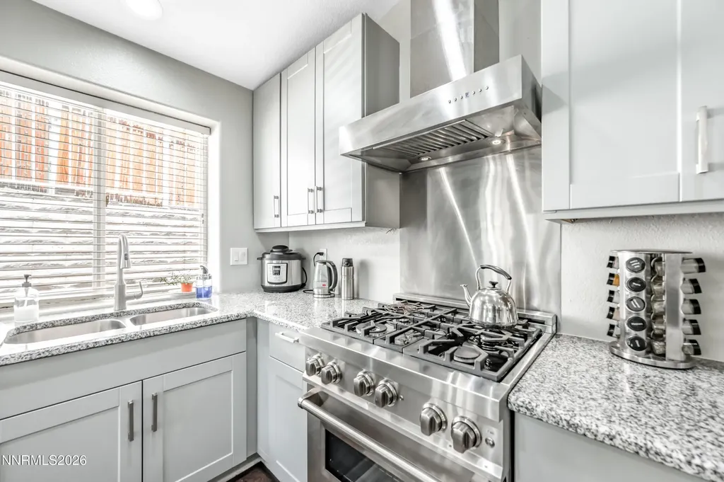 2540 Granite Springs Reno NV 89519