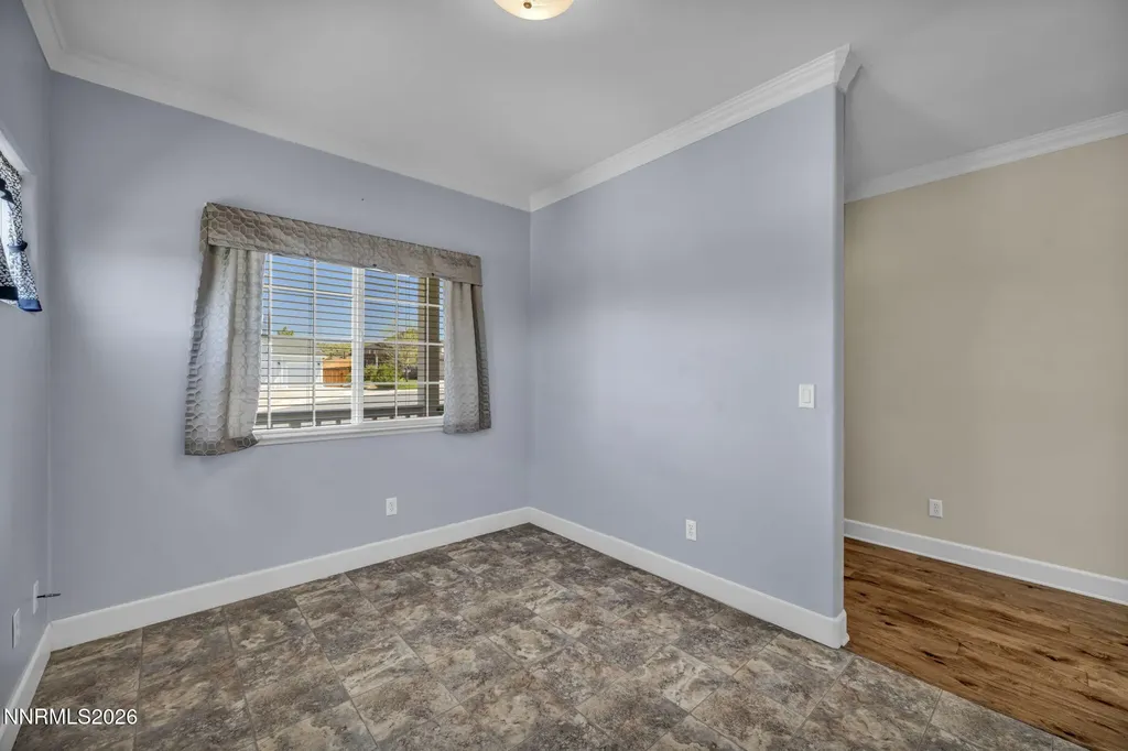 788 Country View Reno NV 89506