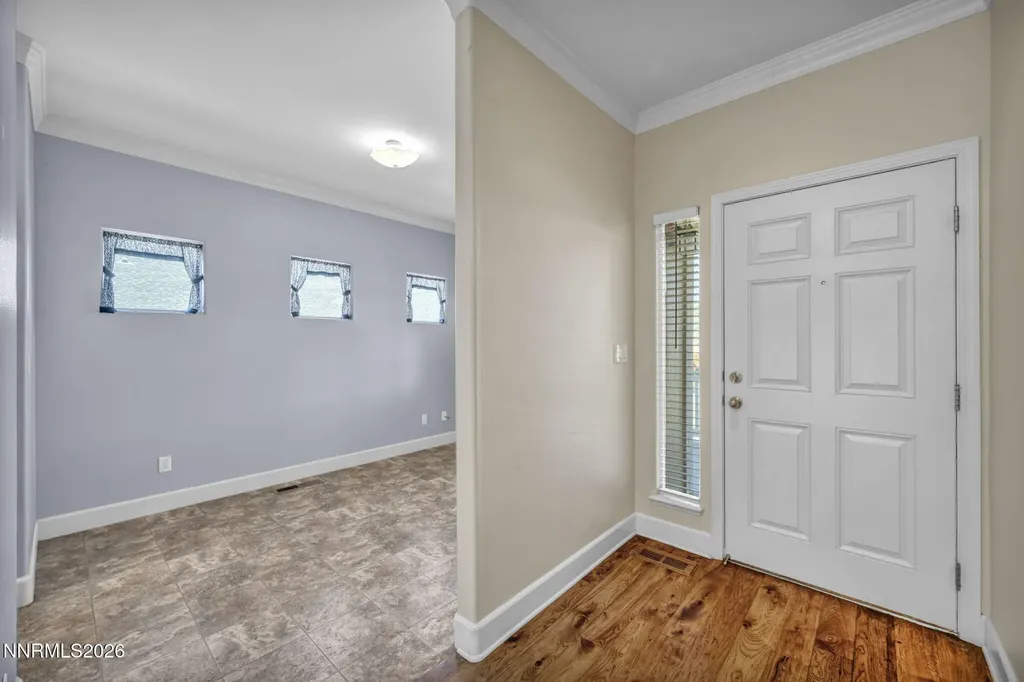 788 Country View Reno NV 89506