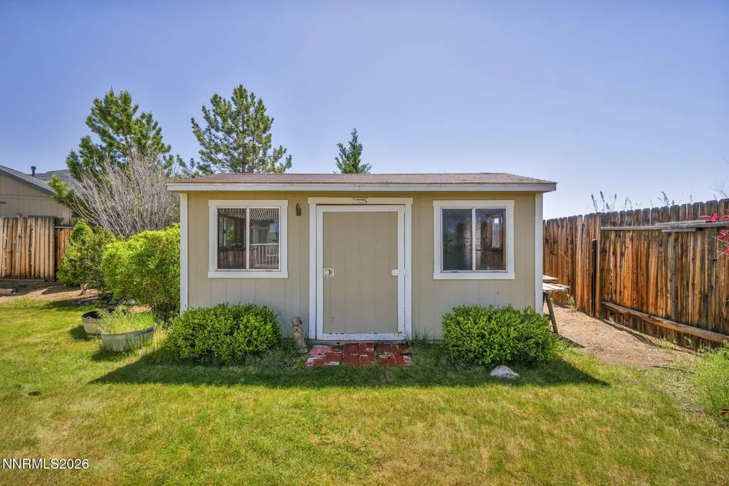 788 Country View Reno NV 89506