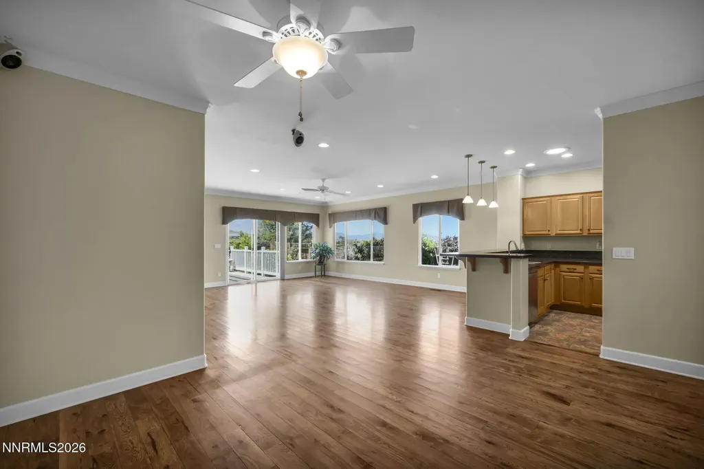 788 Country View Reno NV 89506