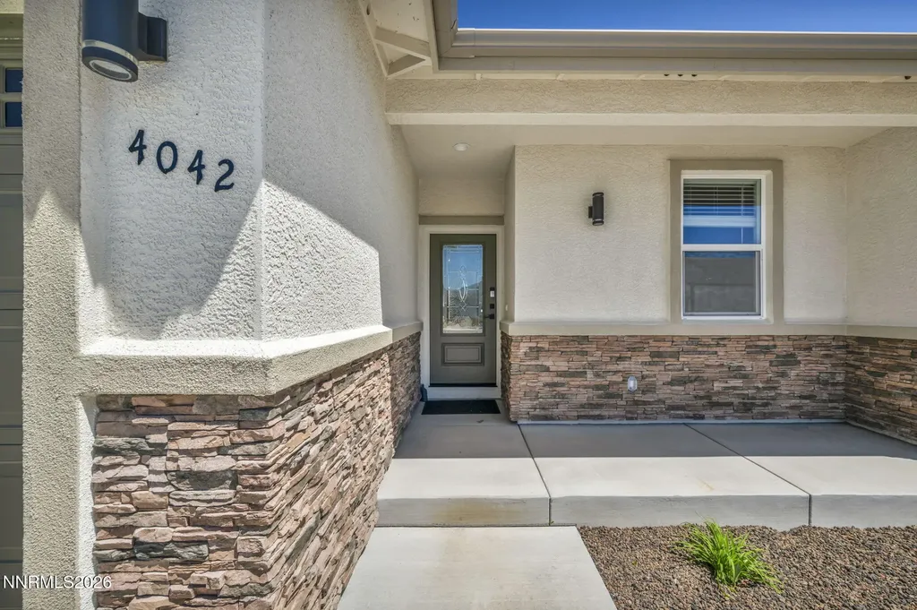 4042 Cold Springs Reno NV 89508