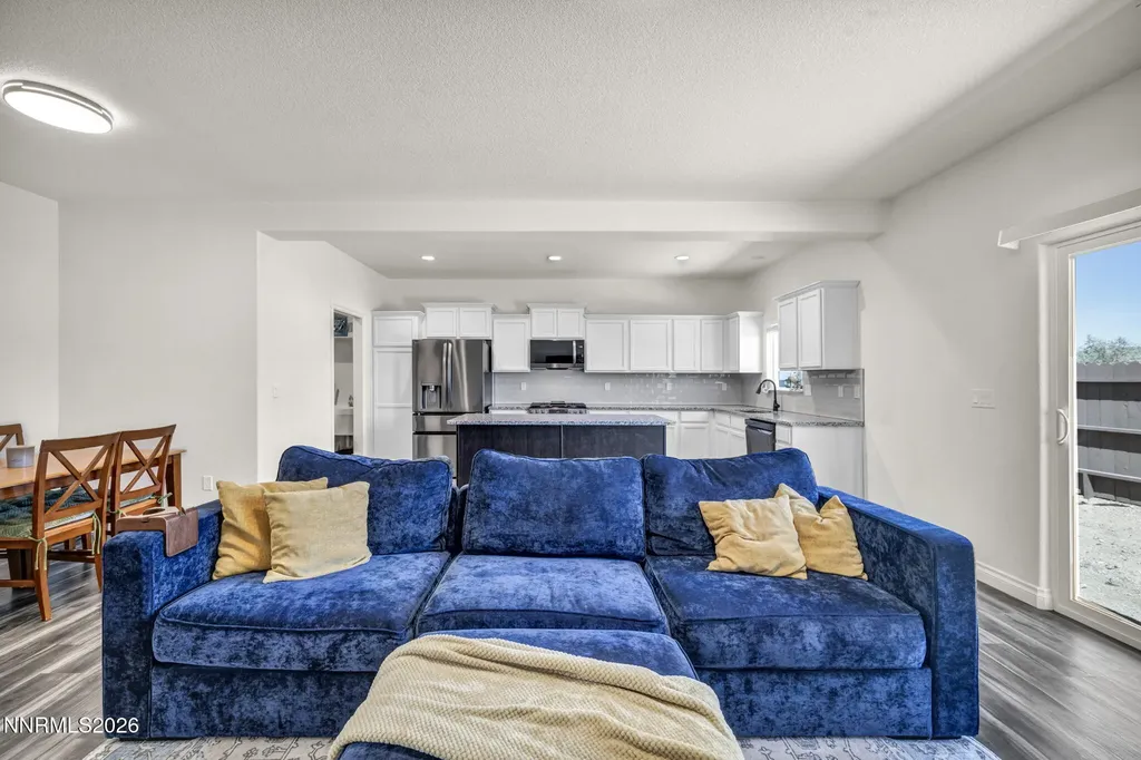 4042 Cold Springs Reno NV 89508