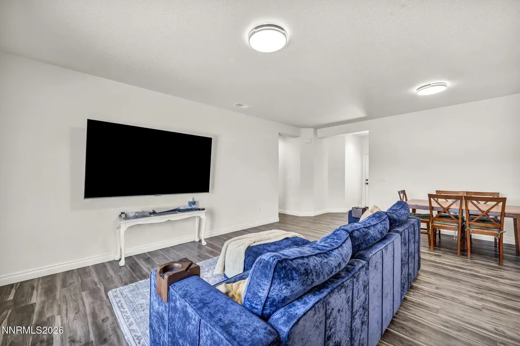 4042 Cold Springs Reno NV 89508