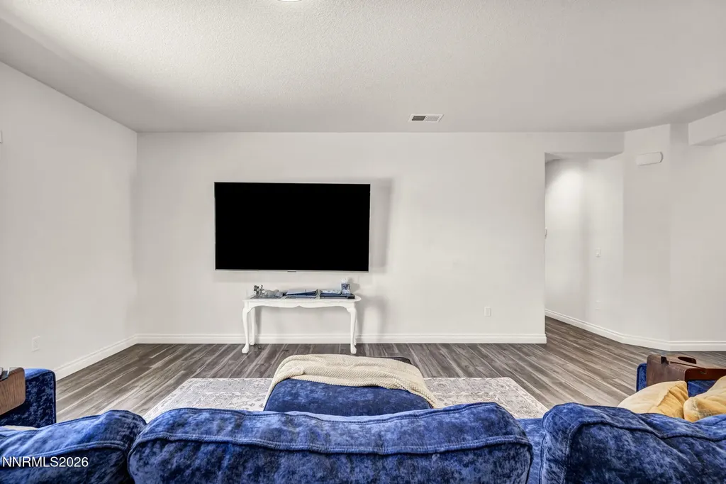 4042 Cold Springs Reno NV 89508