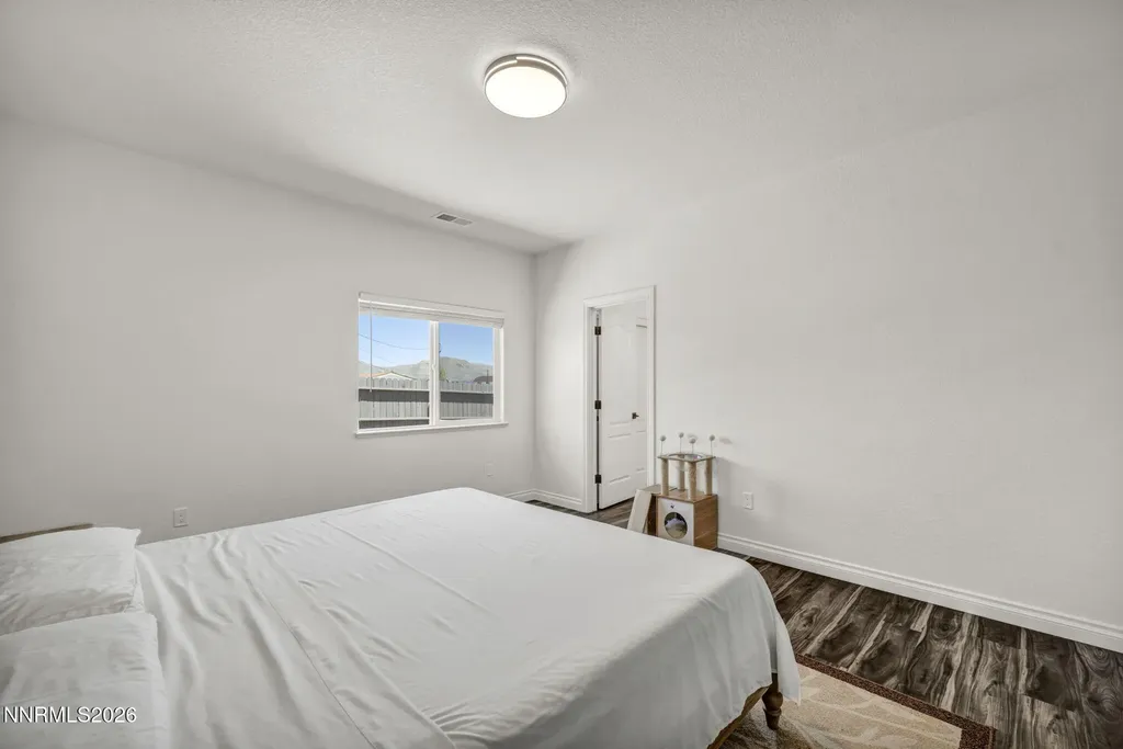 4042 Cold Springs Reno NV 89508