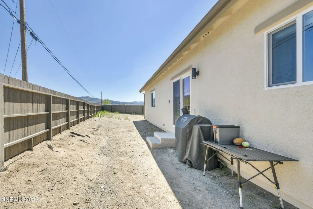 4042 Cold Springs Reno NV 89508