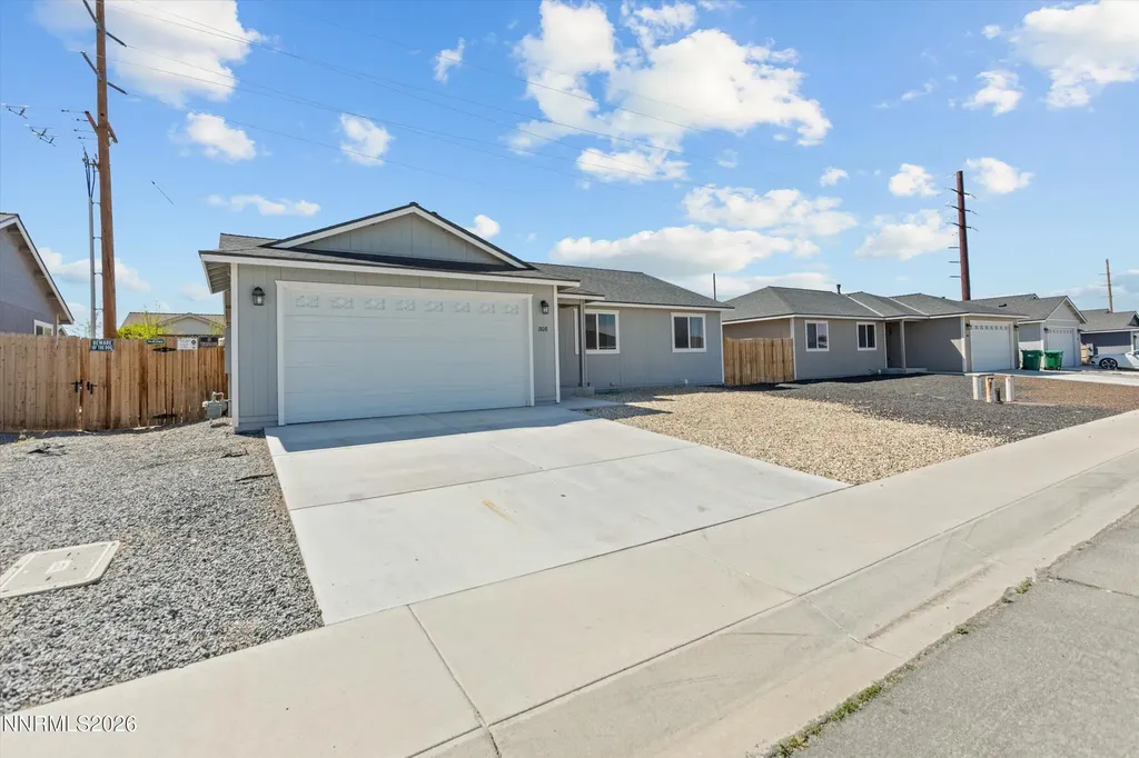 1808 Fort Sutter Fernley NV 89408