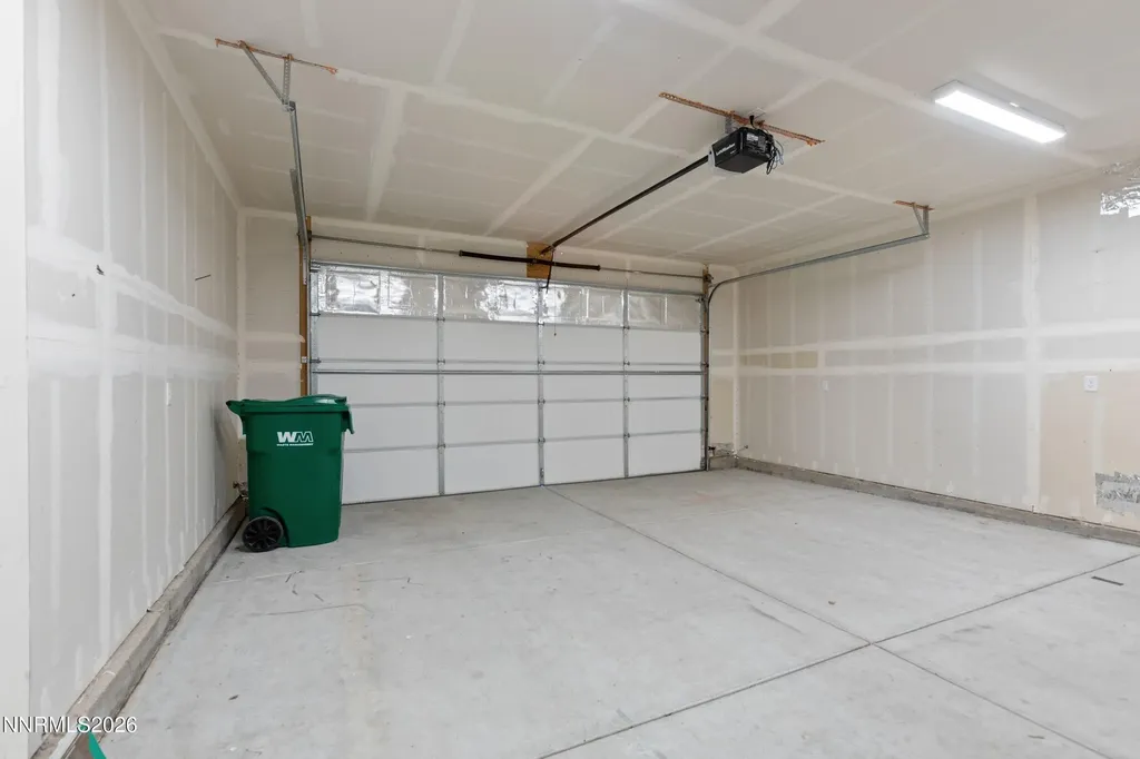 1808 Fort Sutter Fernley NV 89408