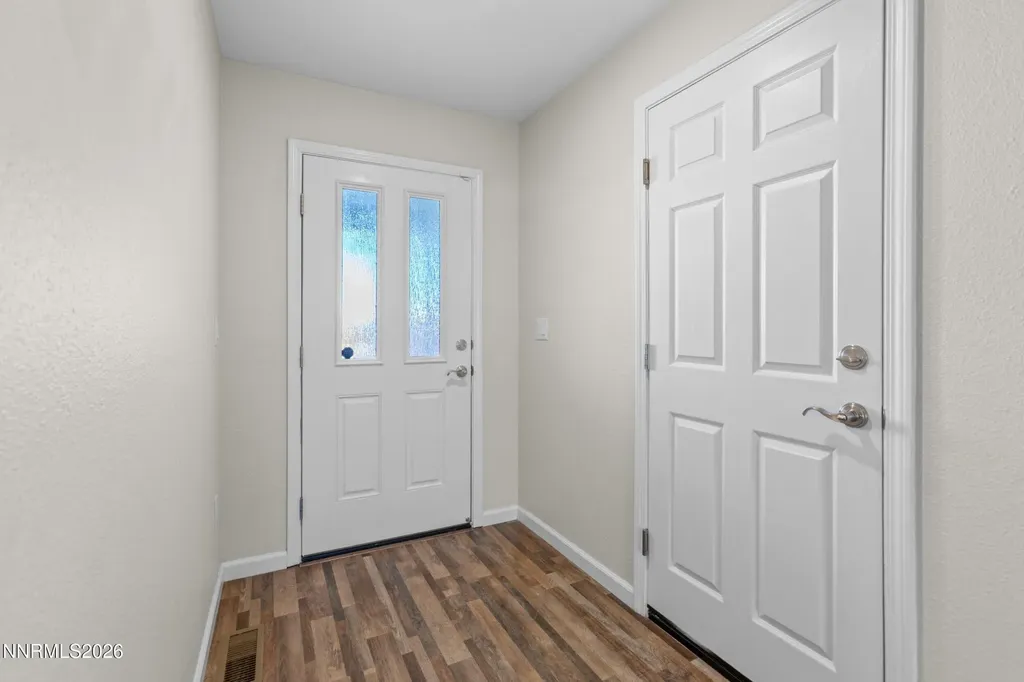 1808 Fort Sutter Fernley NV 89408