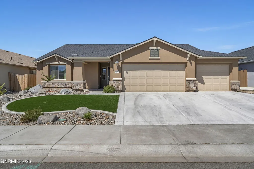 7078 Saddlehorn Carson City NV 89701