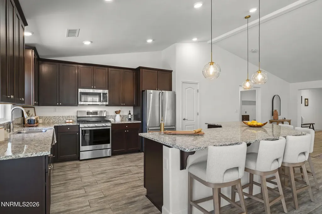 7078 Saddlehorn Carson City NV 89701