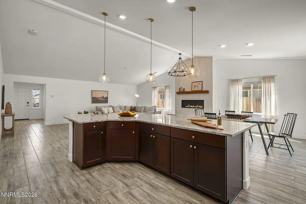 7078 Saddlehorn Carson City NV 89701