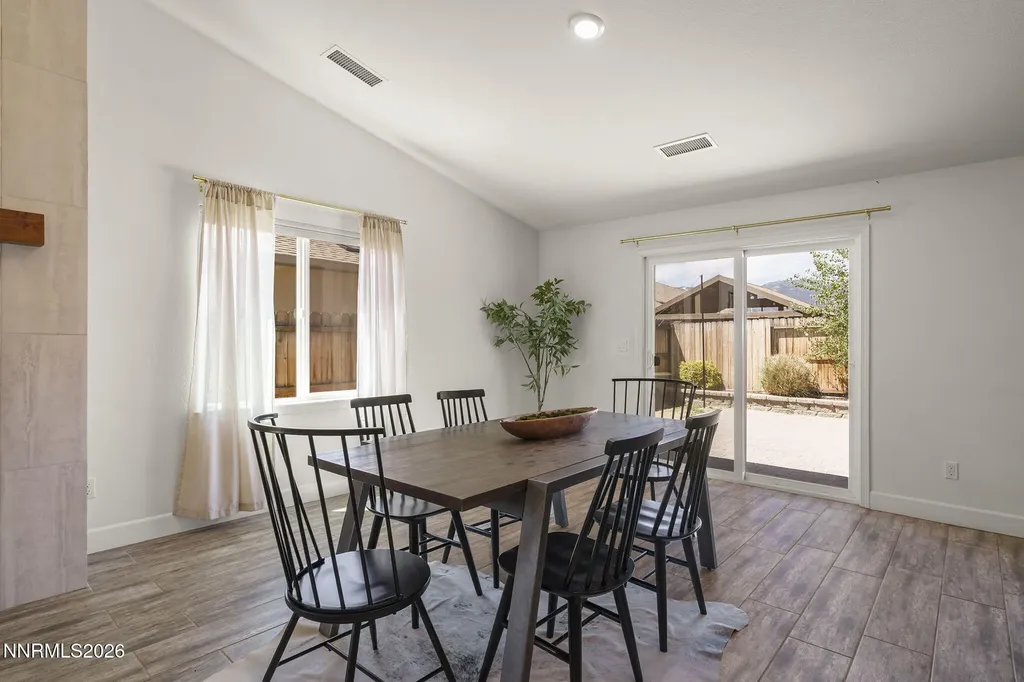 7078 Saddlehorn Carson City NV 89701
