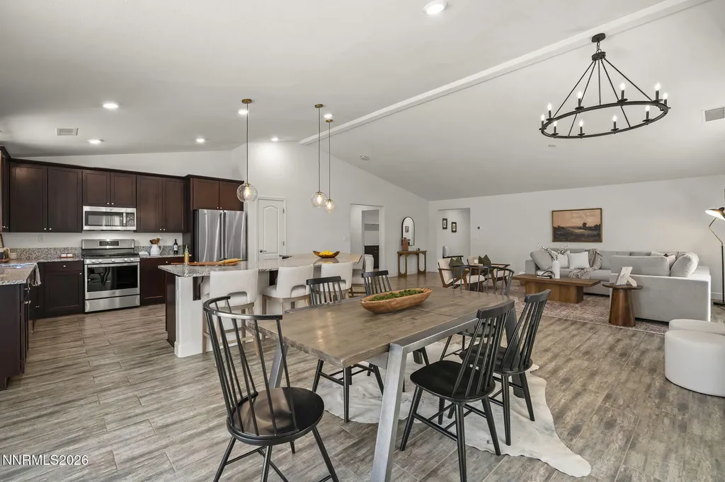 7078 Saddlehorn Carson City NV 89701