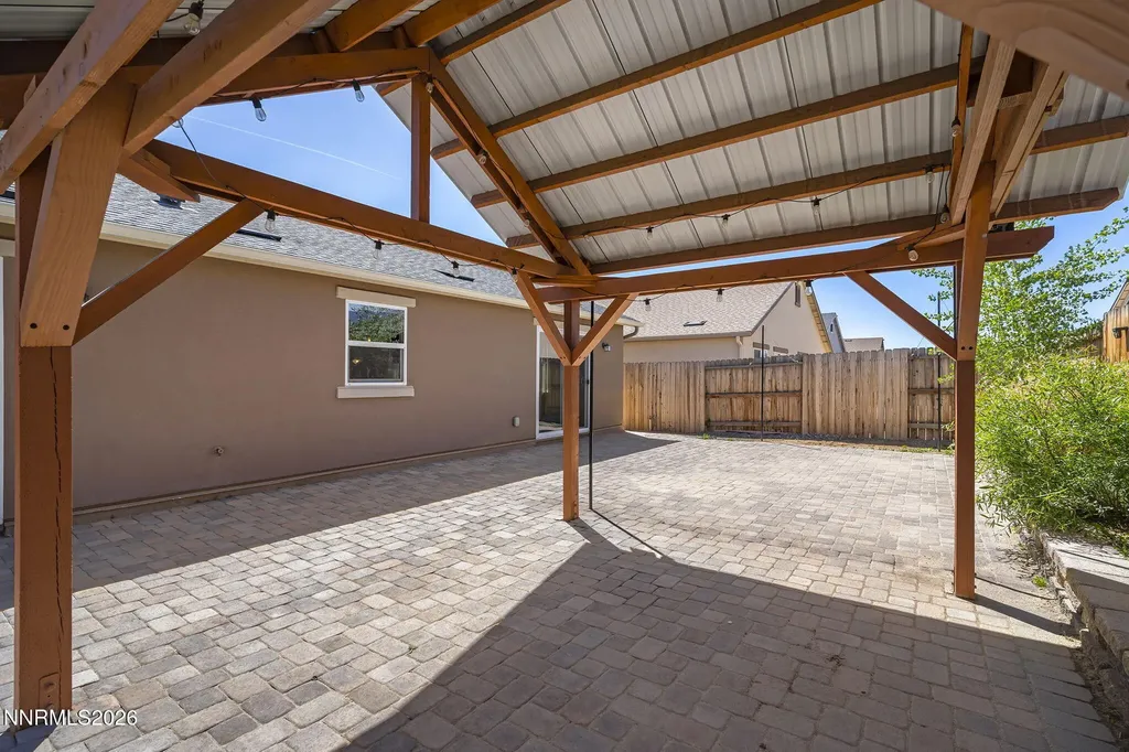 7078 Saddlehorn Carson City NV 89701