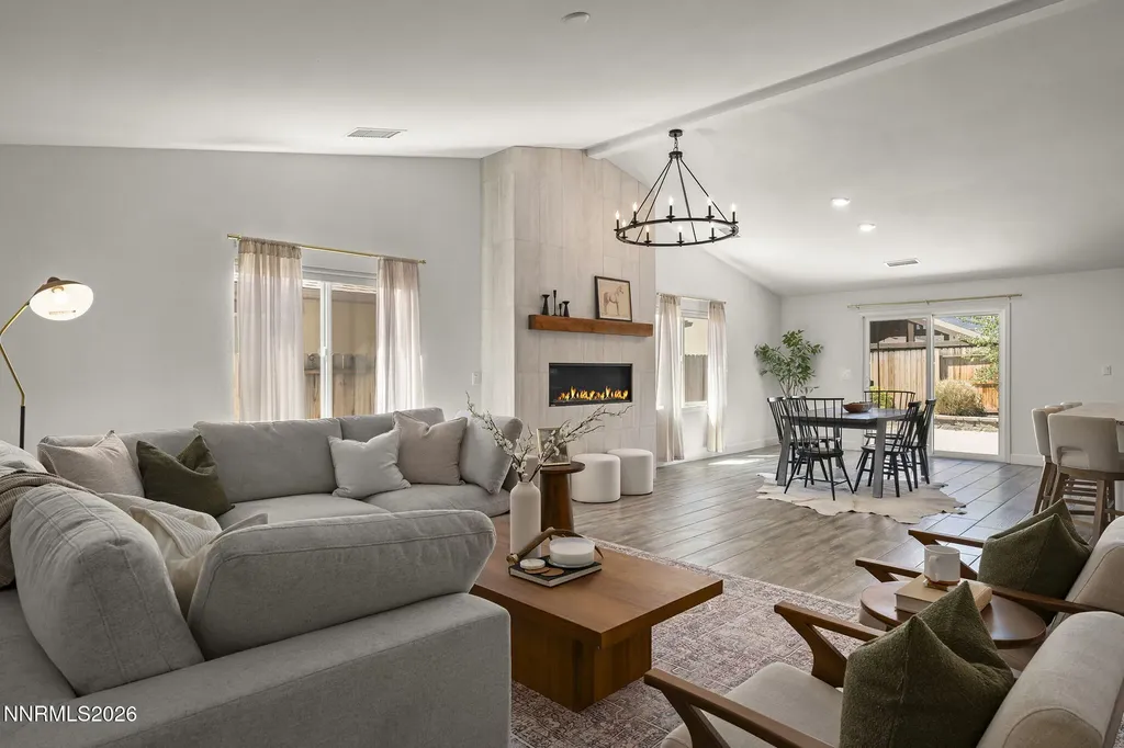 7078 Saddlehorn Carson City NV 89701