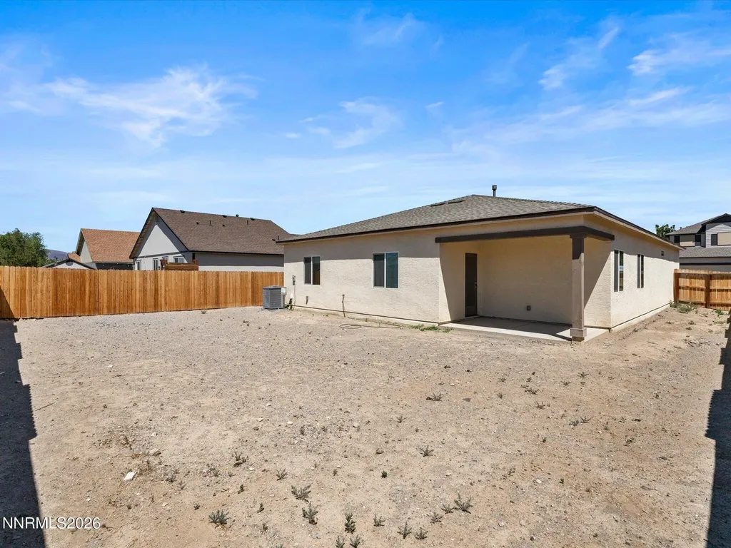 1618 Rainfall Fernley NV 89408
