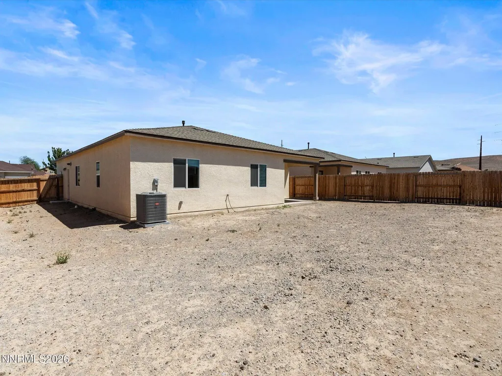 1618 Rainfall Fernley NV 89408