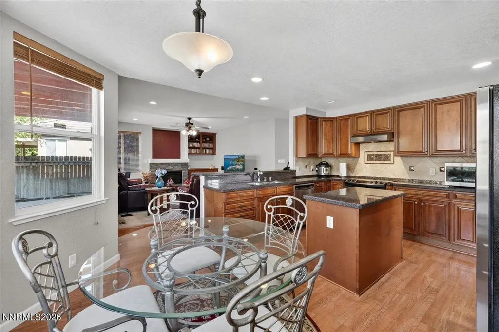 10063 Kentfield Reno NV 89521