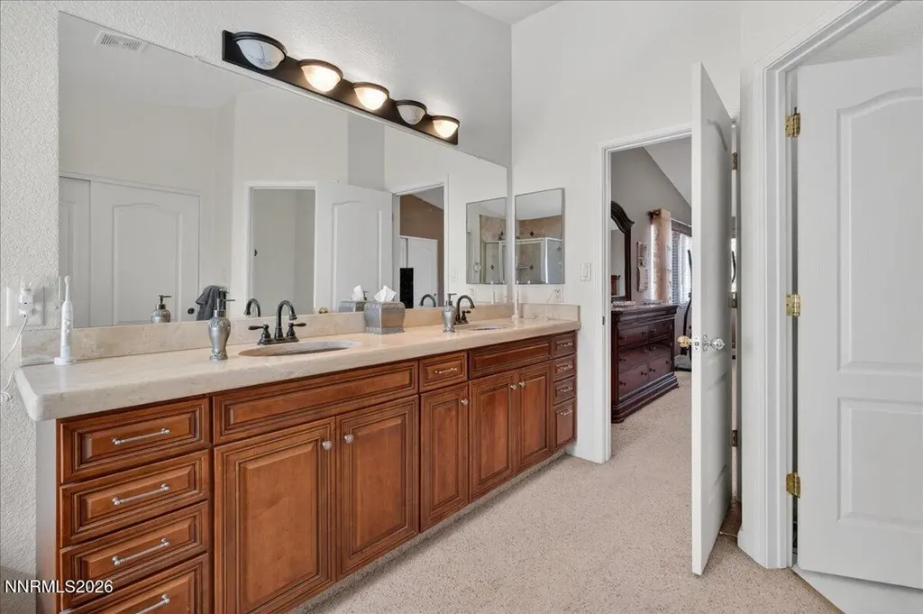 10063 Kentfield Reno NV 89521