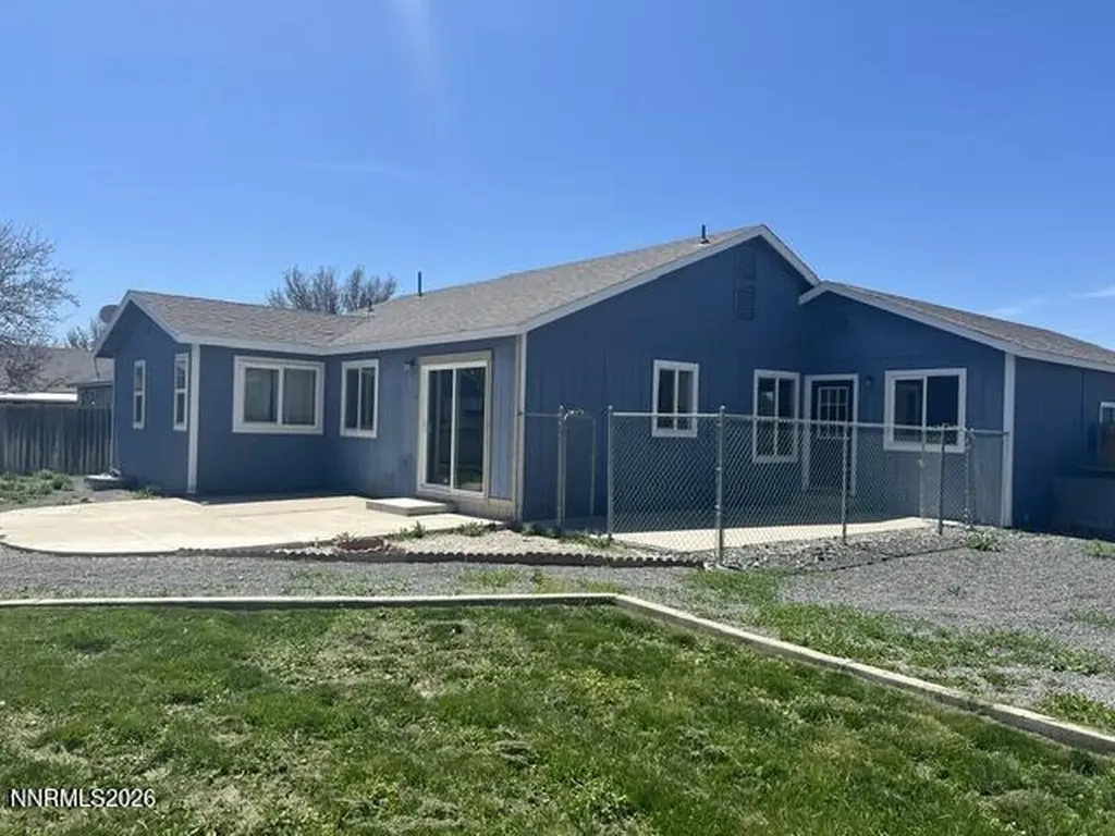 120 Maple Lovelock NV 89419