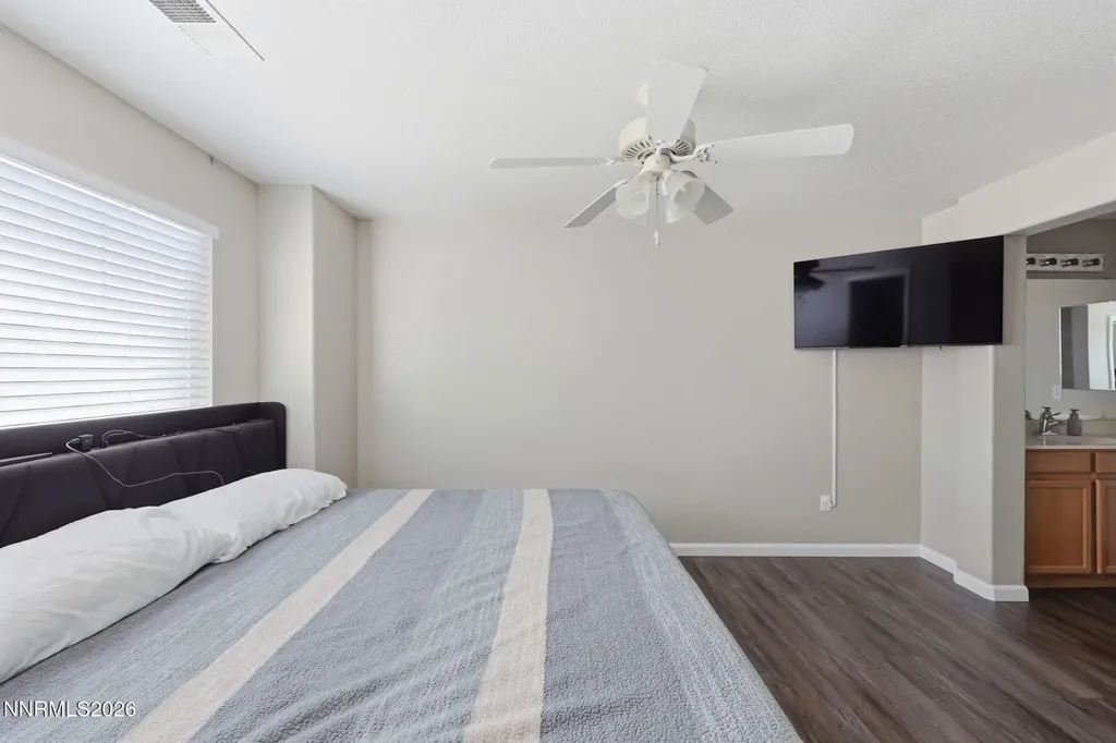 9662 Black Bear Reno NV 89506