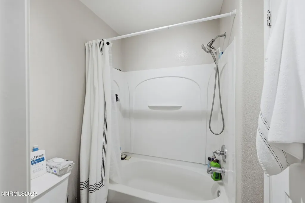 9662 Black Bear Reno NV 89506