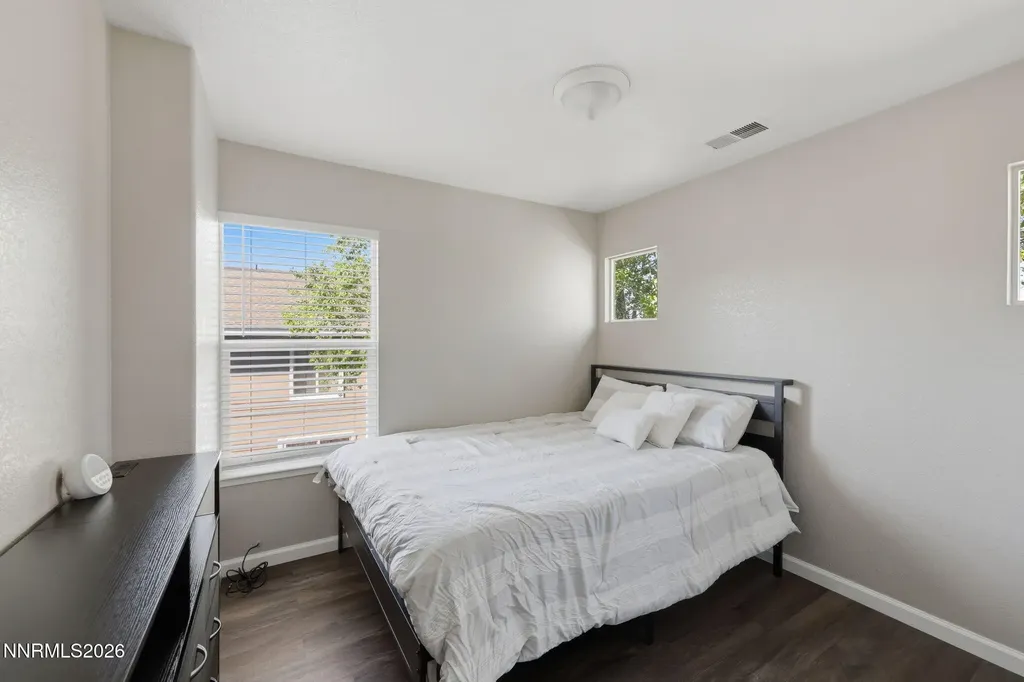 9662 Black Bear Reno NV 89506