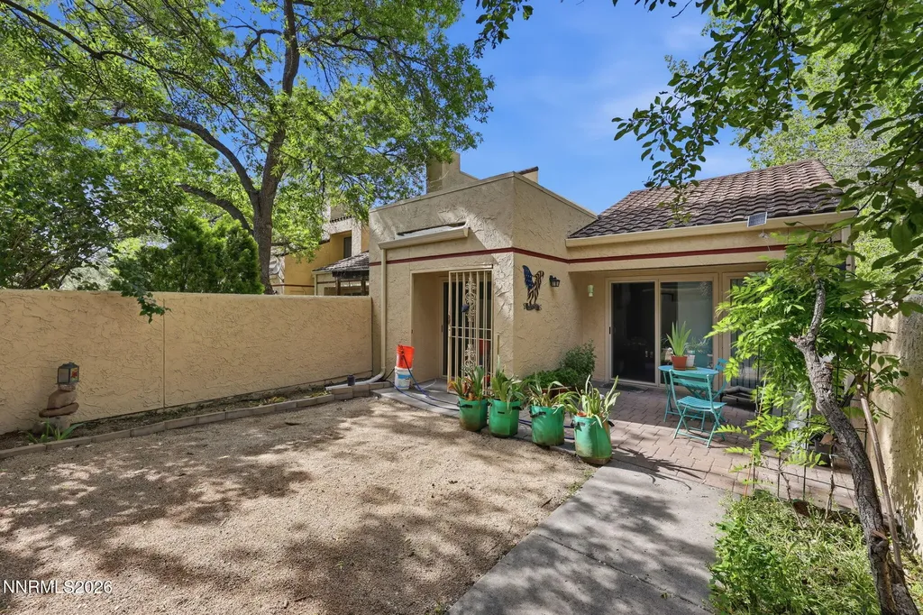 8790 Dixon Reno NV 89511
