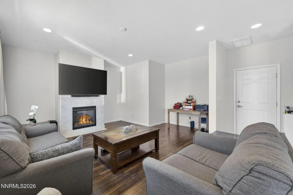 3705 Thistledown Reno NV 89512